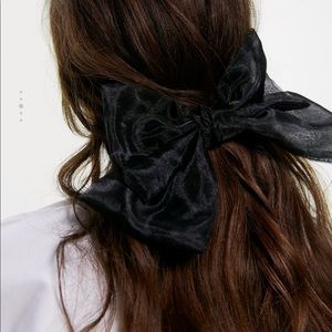 Zara black big bow